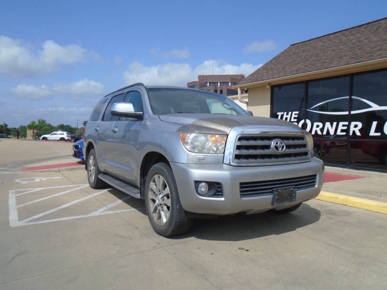 2016 TOYOTA Sequoia