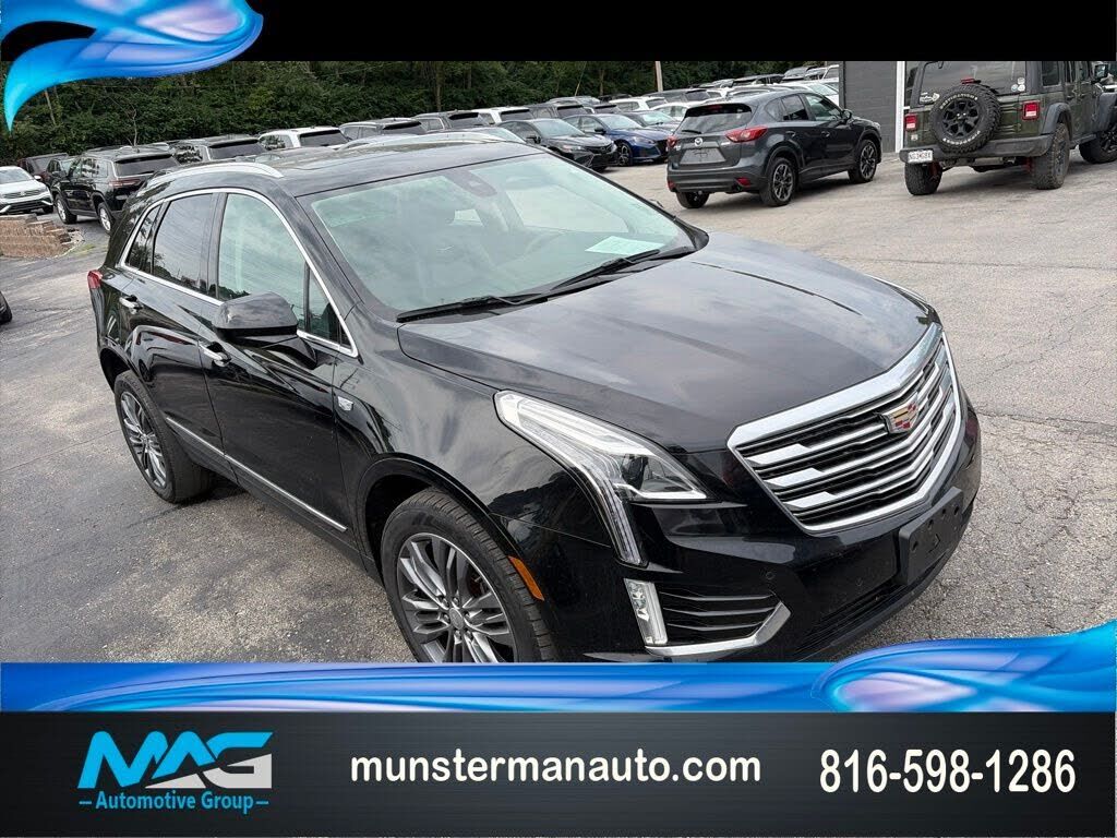 2017 CADILLAC XT5
