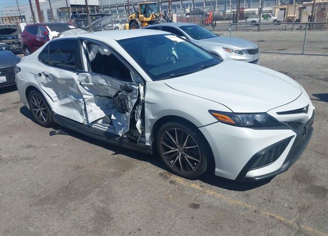 2022 TOYOTA Camry