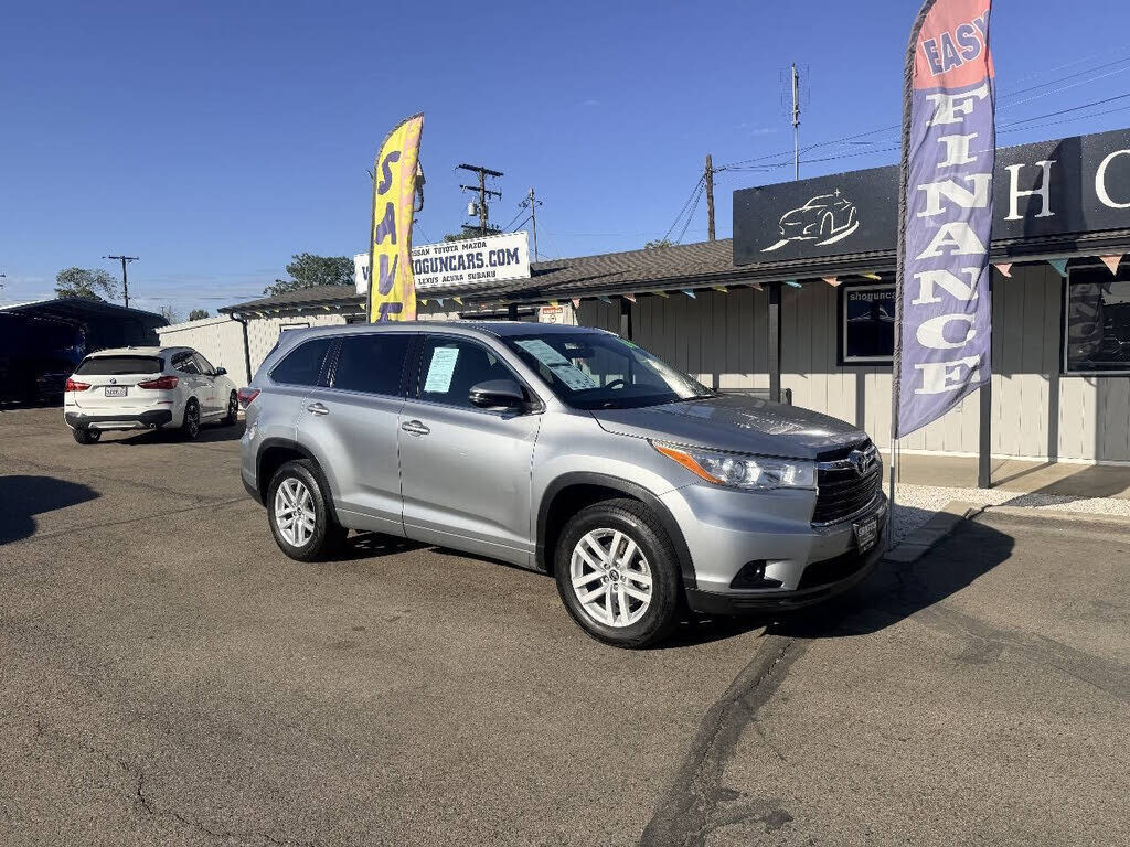 2016 TOYOTA Highlander