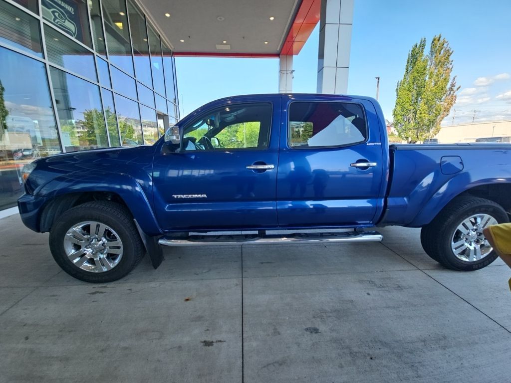 2015 TOYOTA Tacoma