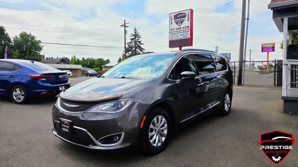 2017 CHRYSLER Pacifica