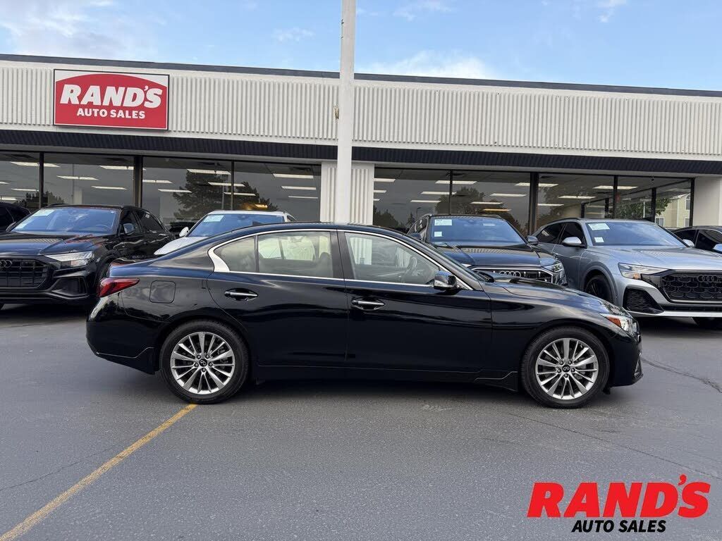 2022 INFINITI Q50