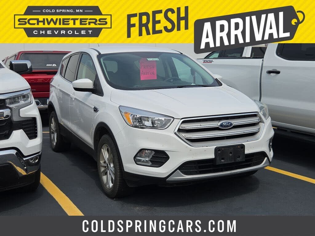 2017 FORD Escape