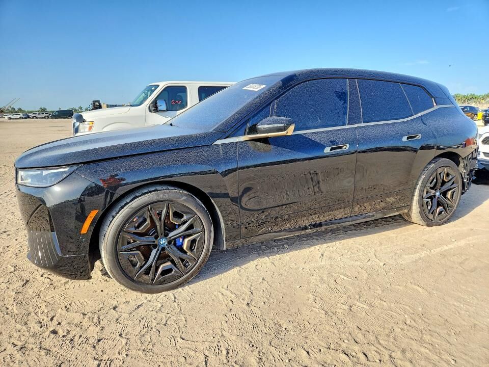 2023 BMW ix