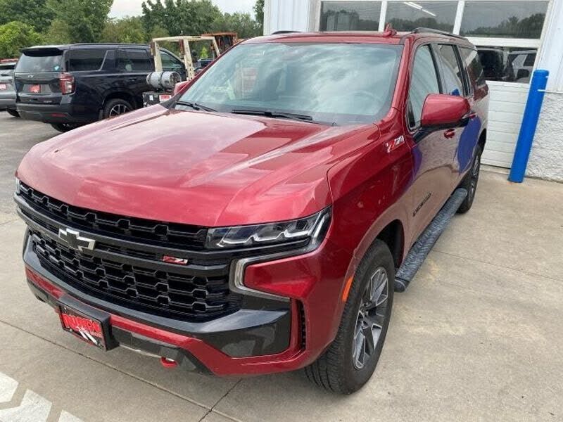 2023 CHEVROLET Suburban