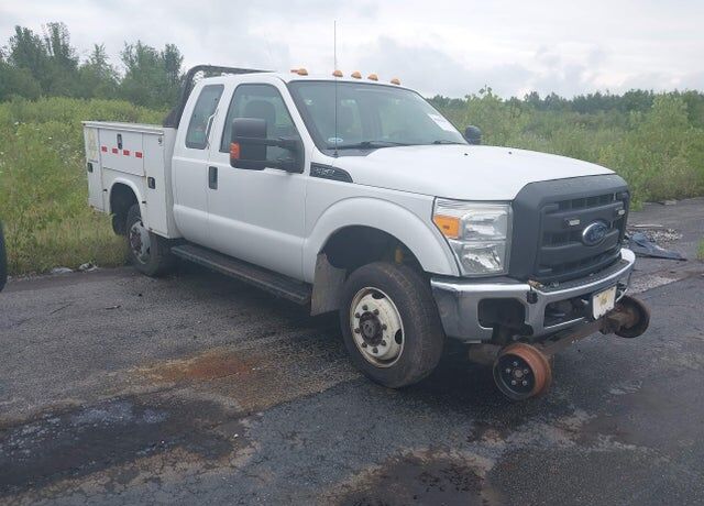 2015 FORD F-350