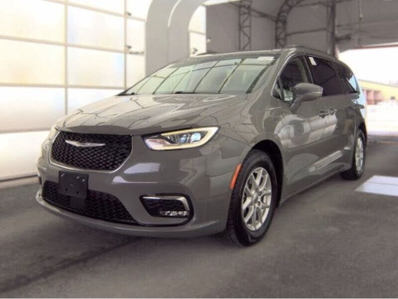2022 CHRYSLER Pacifica