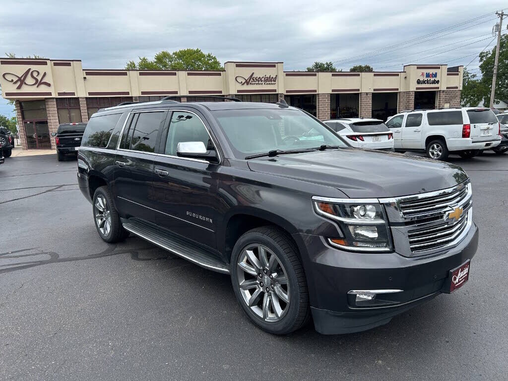 2016 CHEVROLET Suburban
