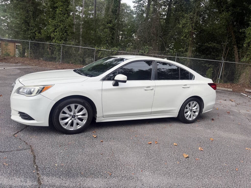 2017 SUBARU Legacy