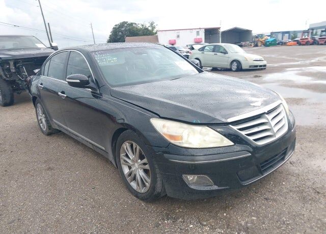 2011 HYUNDAI Genesis