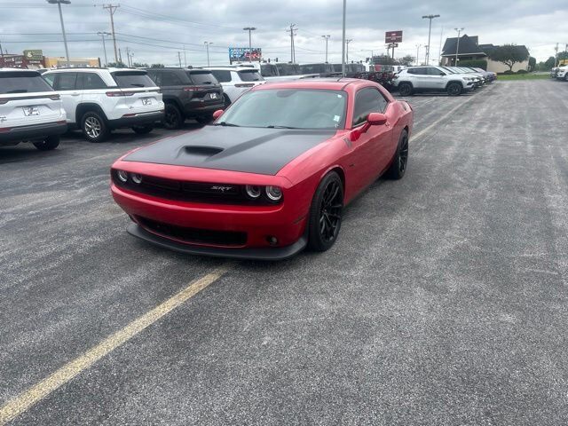 2017 DODGE Challenger
