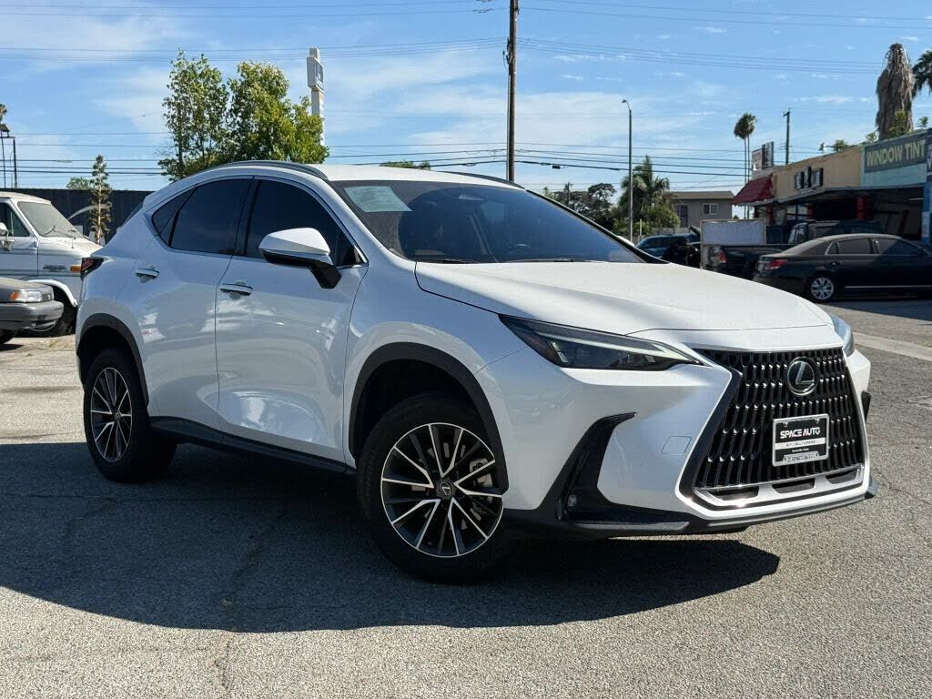 2023 LEXUS NX