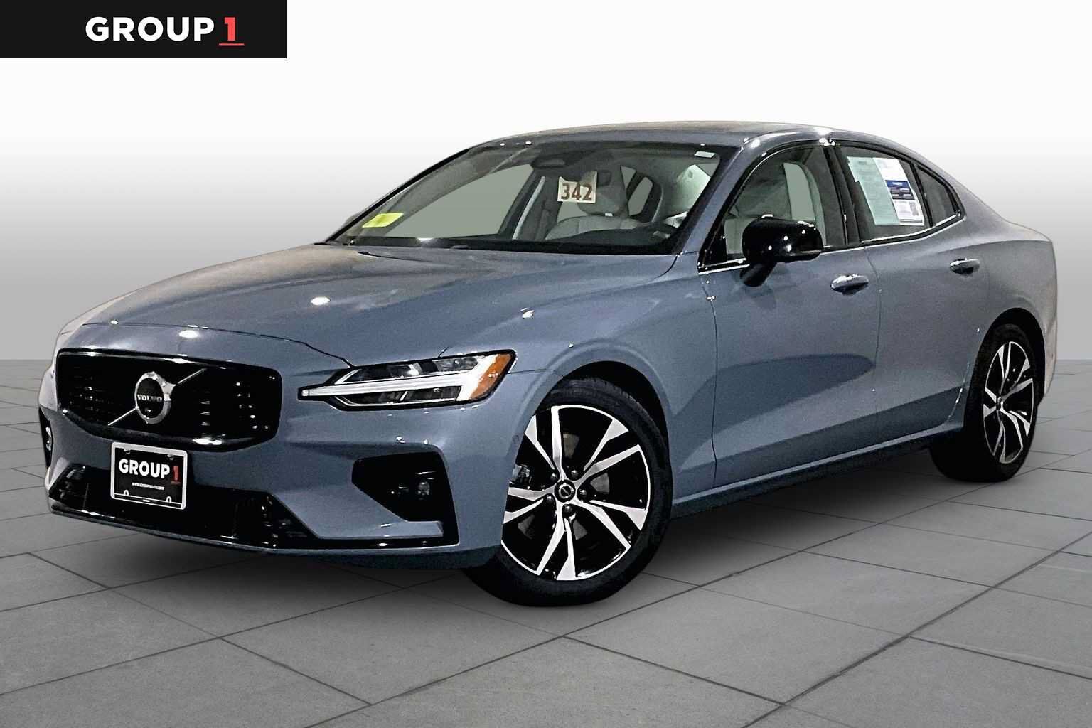 2023 VOLVO S60