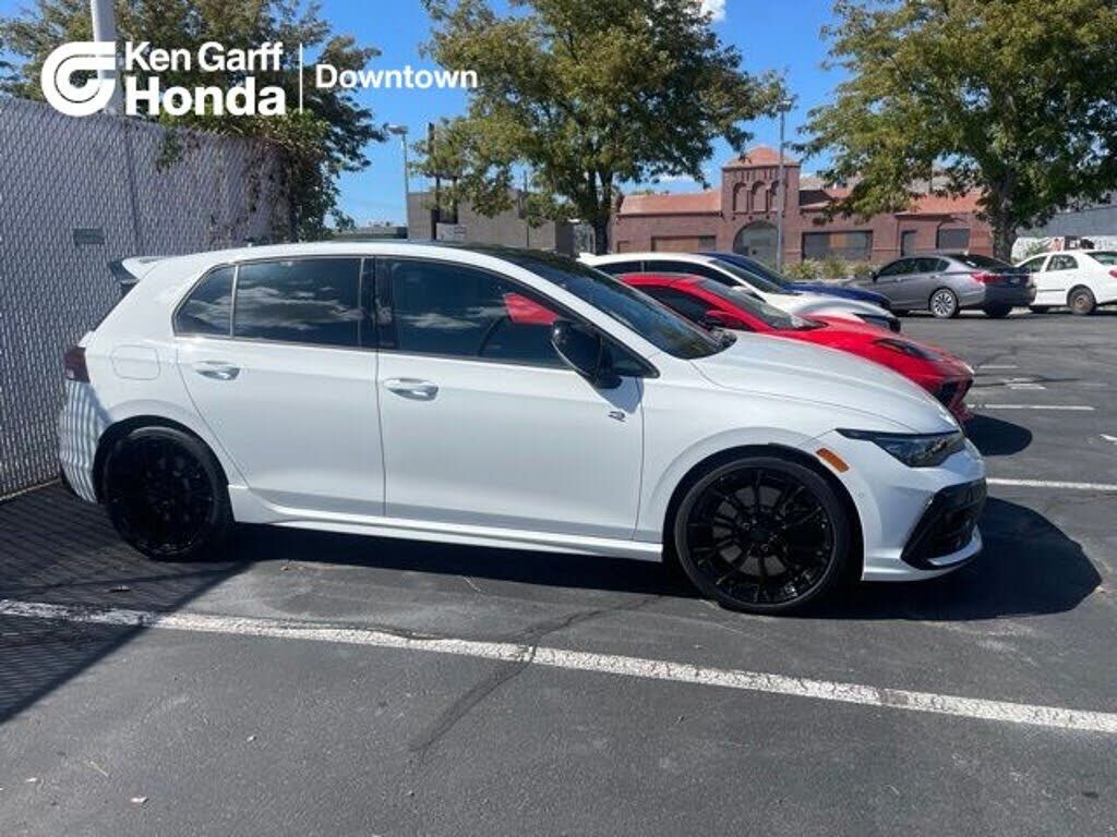 2025 VOLKSWAGEN Golf R