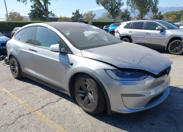 2026 TESLA Model X