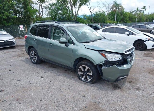2018 SUBARU Forester