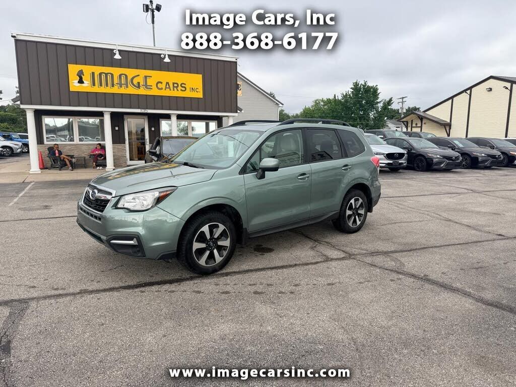2017 SUBARU Forester