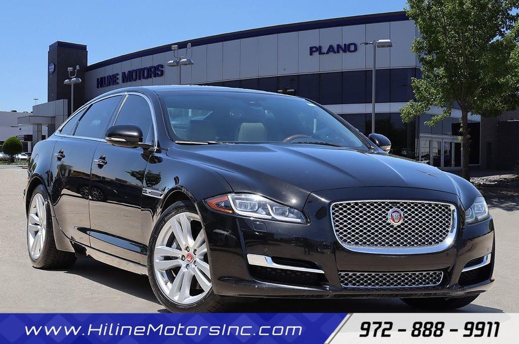 2016 JAGUAR XJ