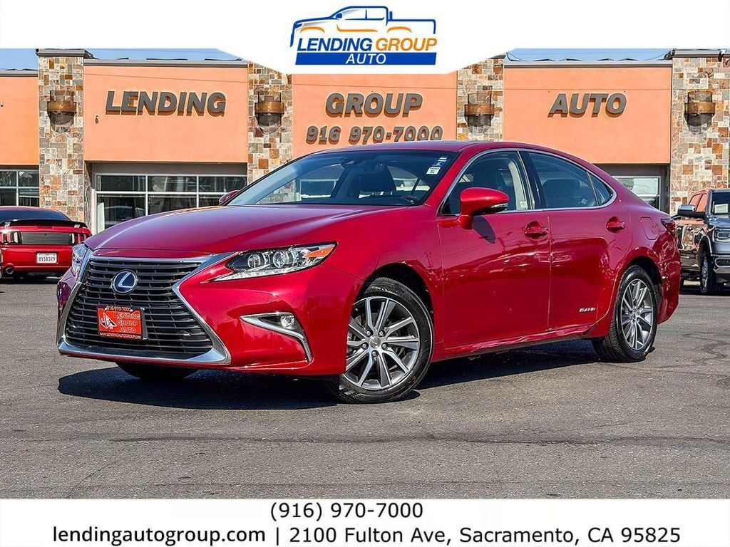 2017 LEXUS ES