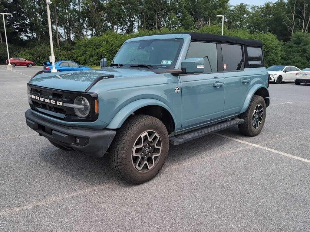 2022 FORD Bronco