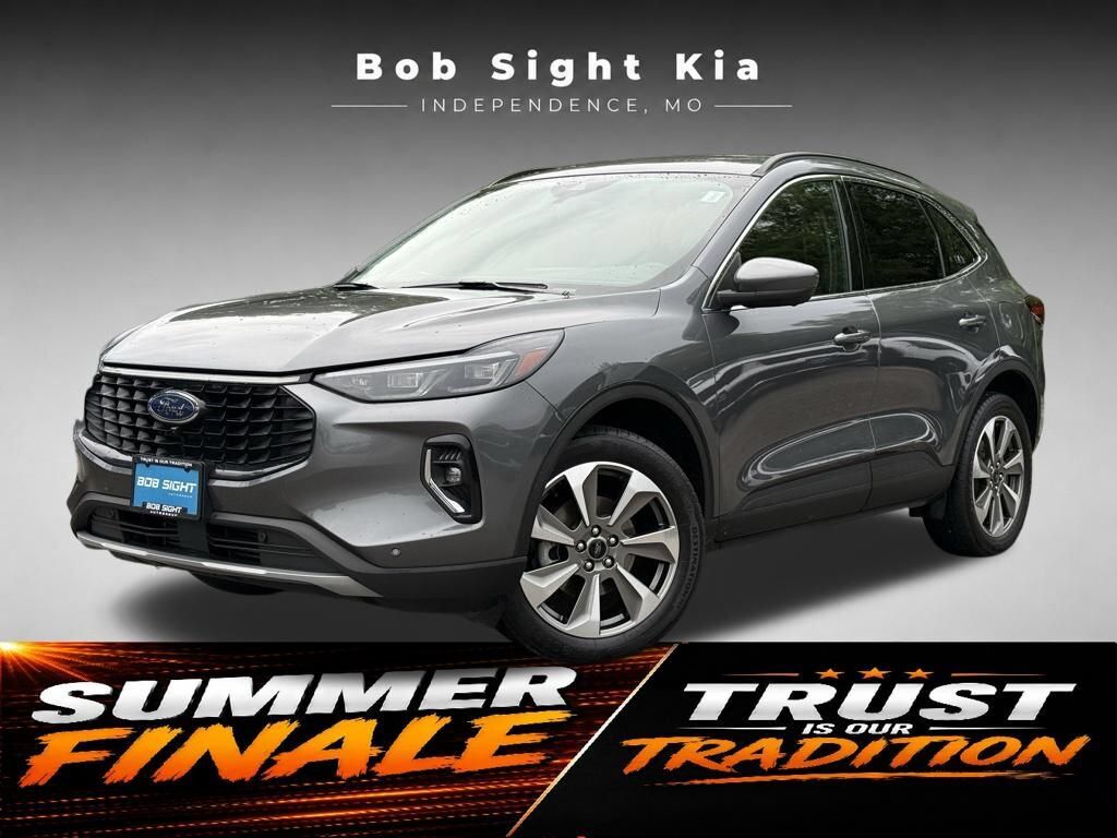 2023 FORD Escape