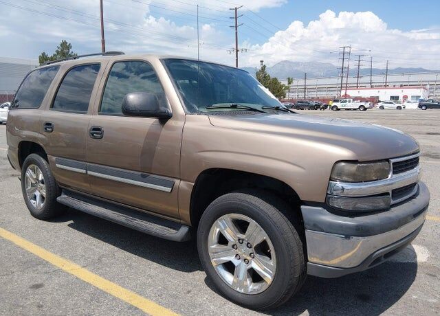 2004 CHEVROLET Tahoe