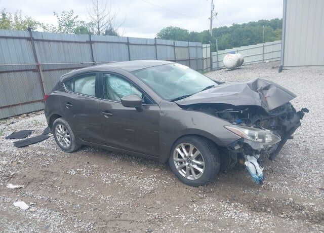 2014 MAZDA Mazda3