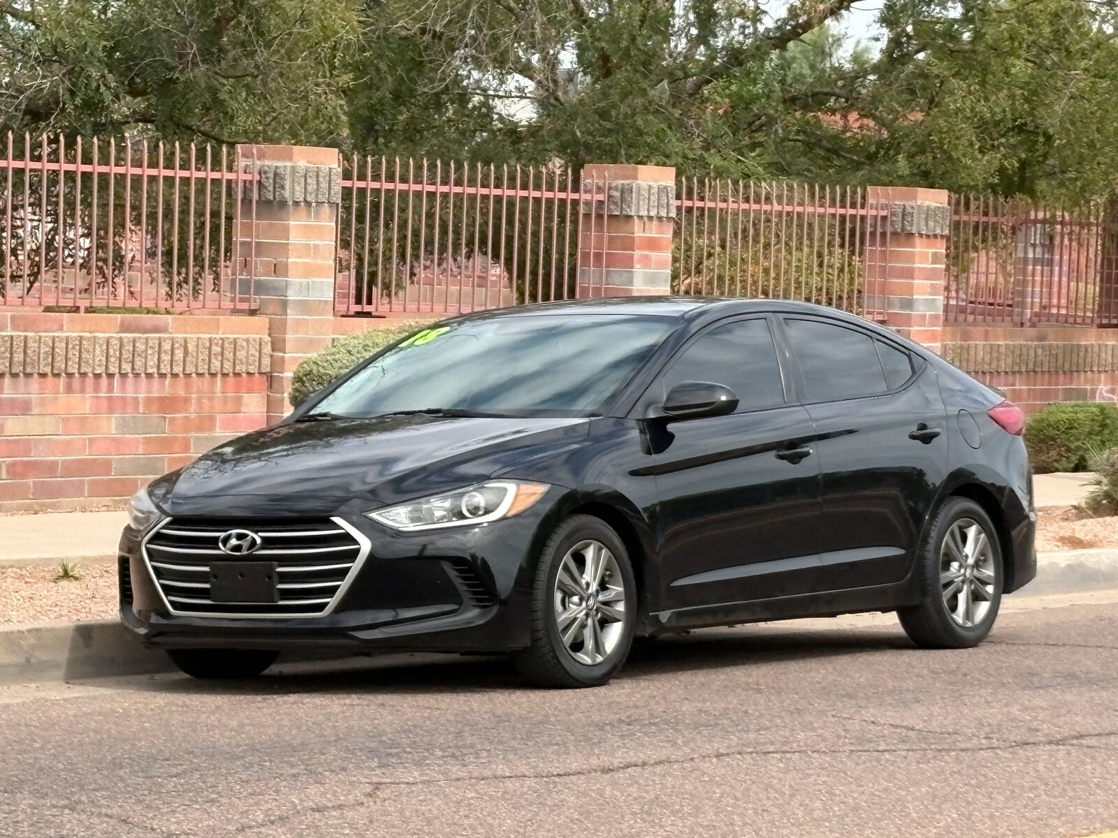 2018 HYUNDAI Elantra