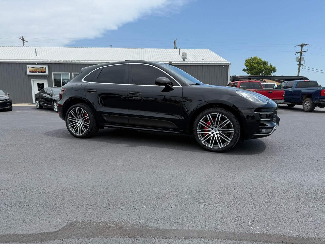 2017 PORSCHE Macan