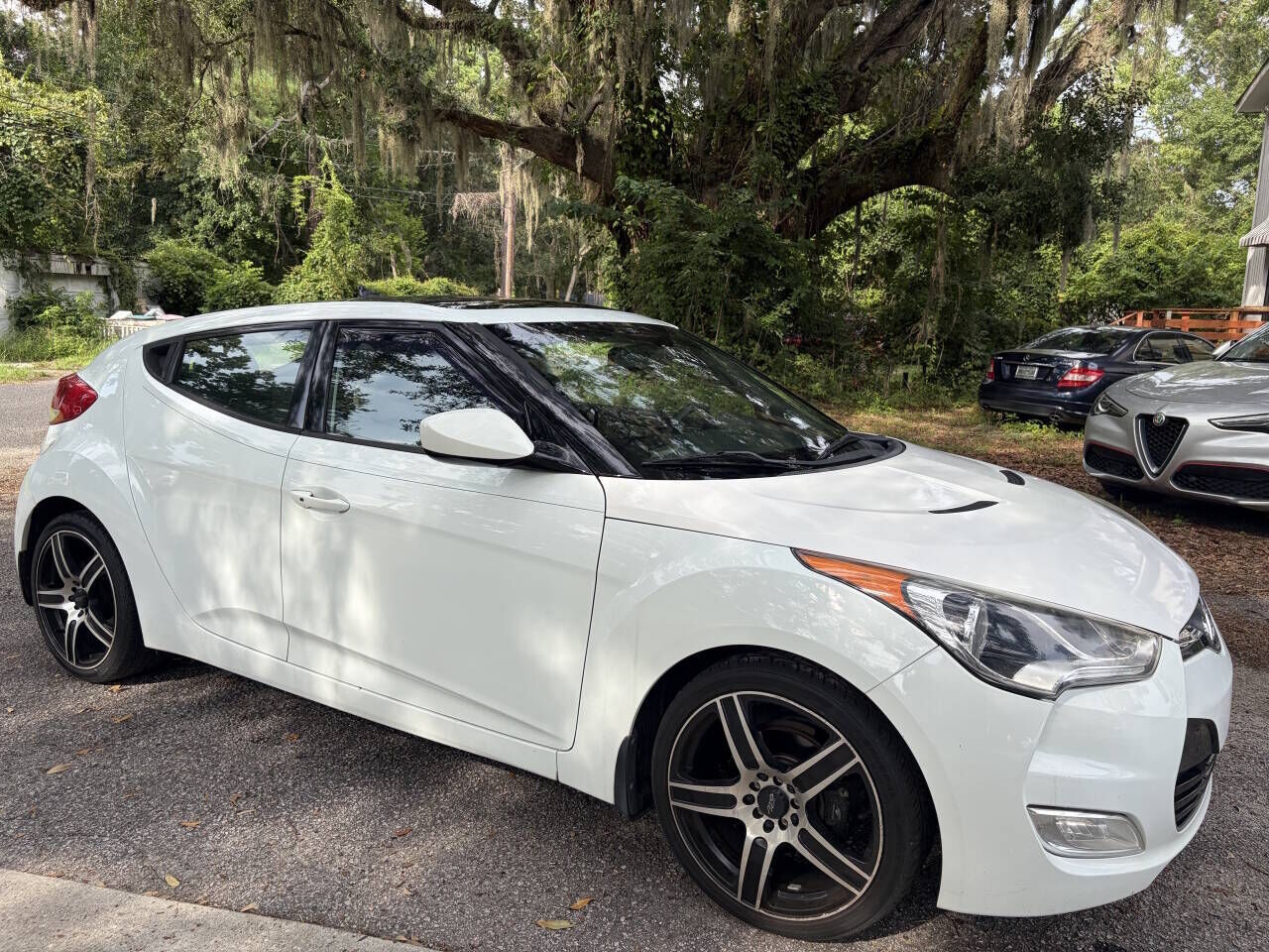 2013 HYUNDAI Veloster