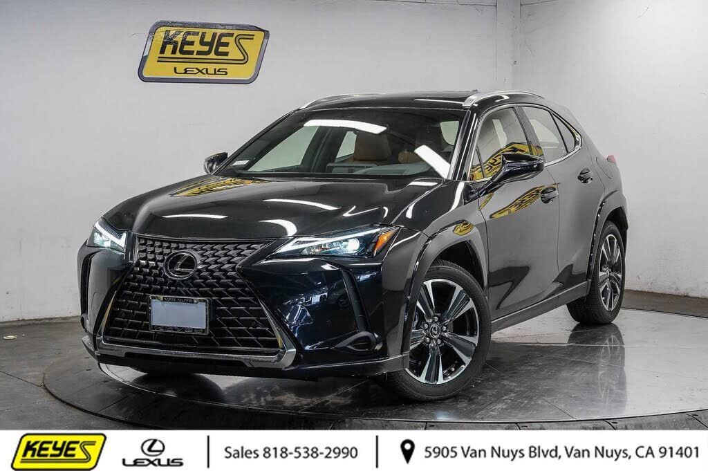 2026 LEXUS UX
