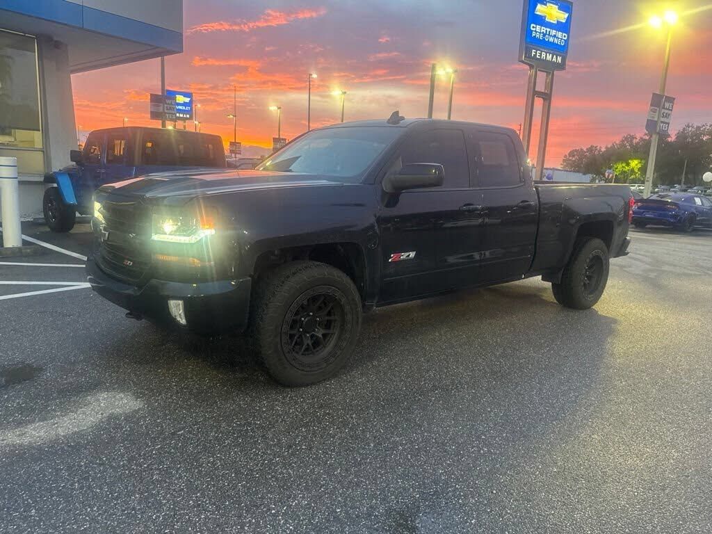 2017 CHEVROLET Silverado
