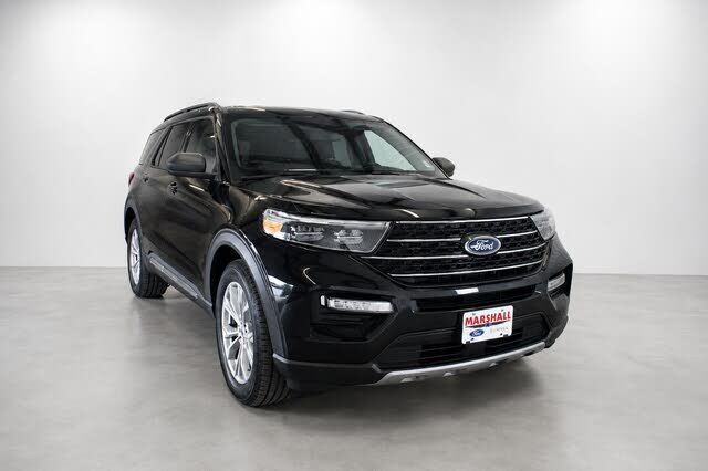 2024 FORD Explorer