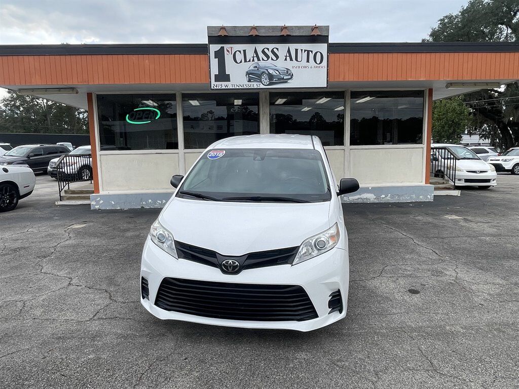 2018 TOYOTA Sienna