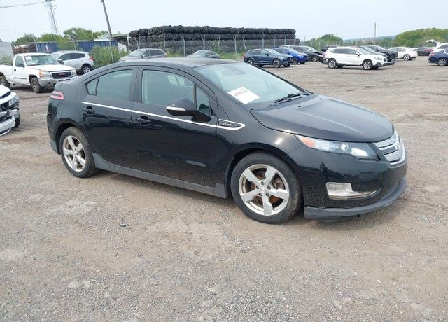 2013 CHEVROLET Volt