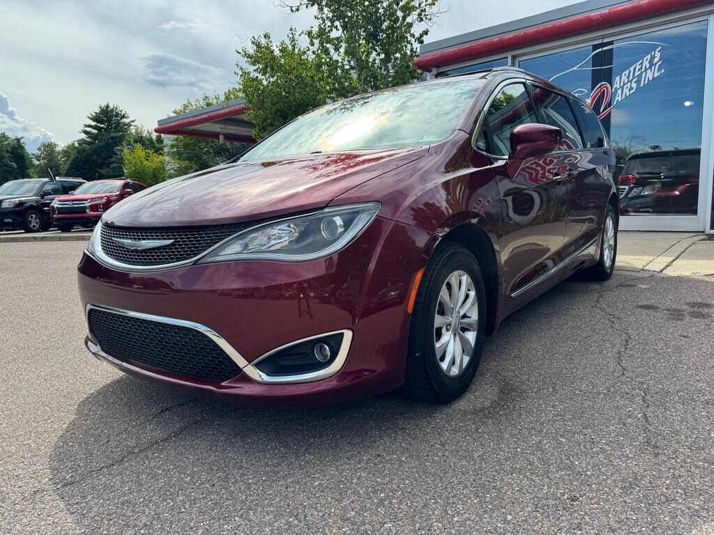 2017 CHRYSLER Pacifica