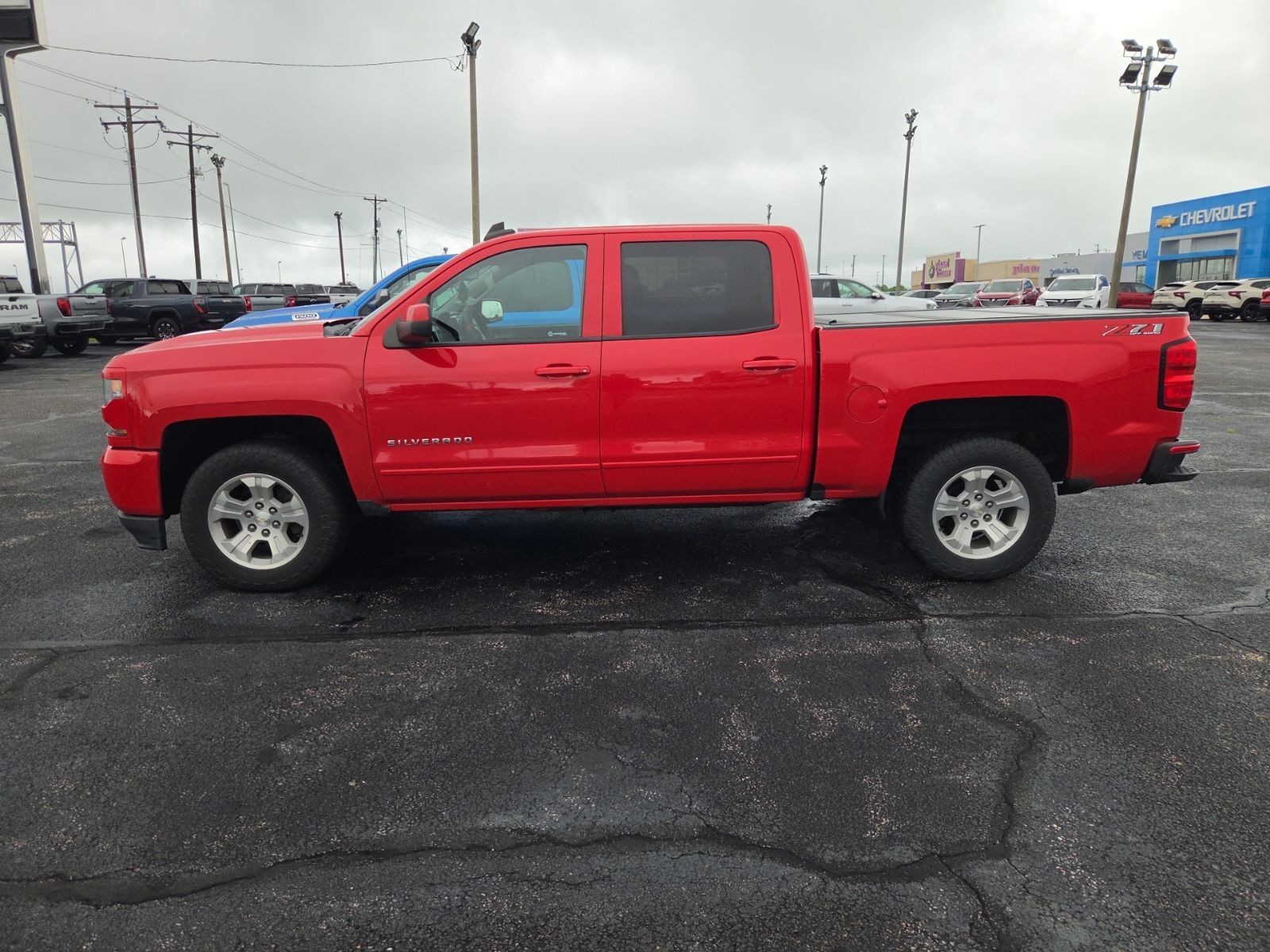 2018 CHEVROLET Silverado