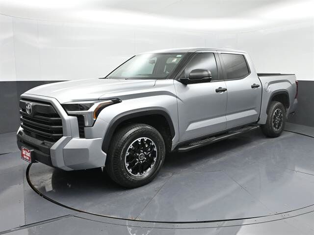 2024 TOYOTA Tundra
