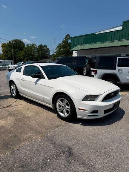 2013 FORD Mustang