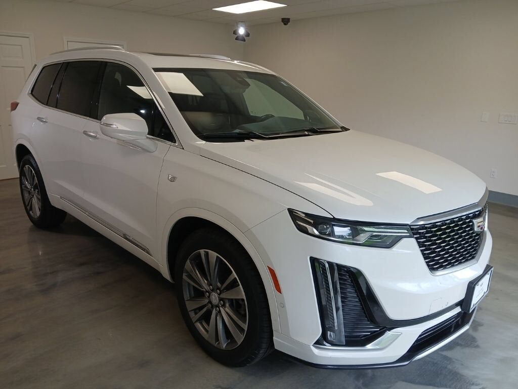2022 CADILLAC XT6