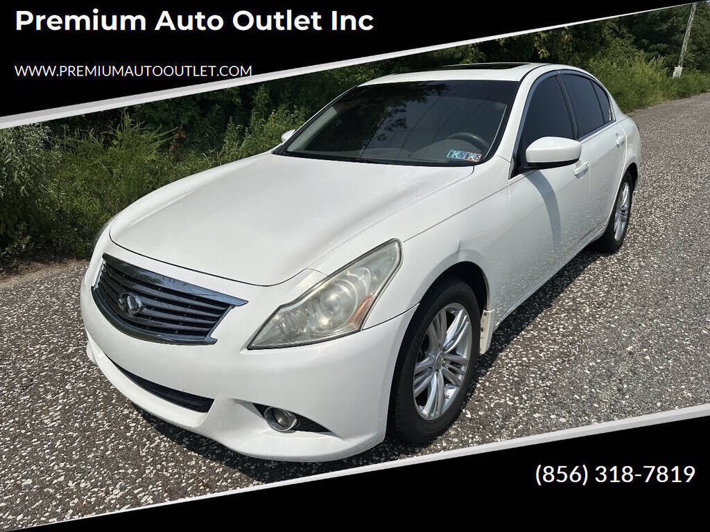 2013 INFINITI G37