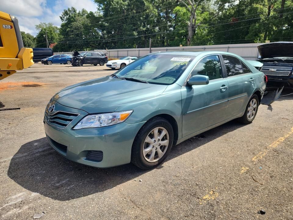 2011 TOYOTA Camry