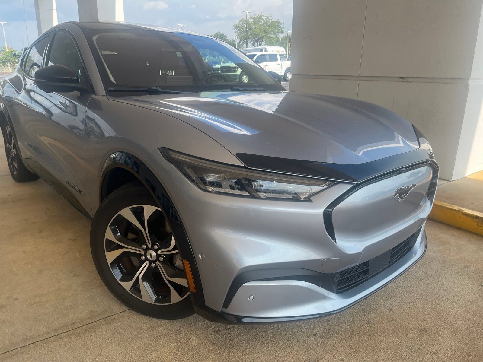 2022 FORD Mach-E