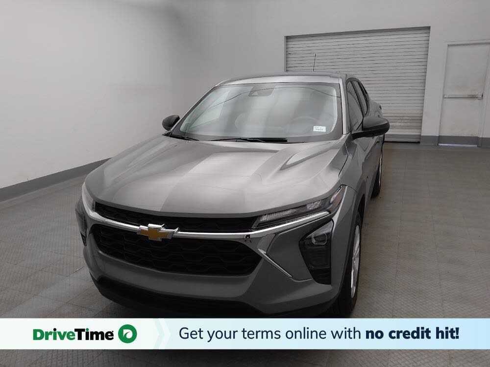 2025 CHEVROLET Trax