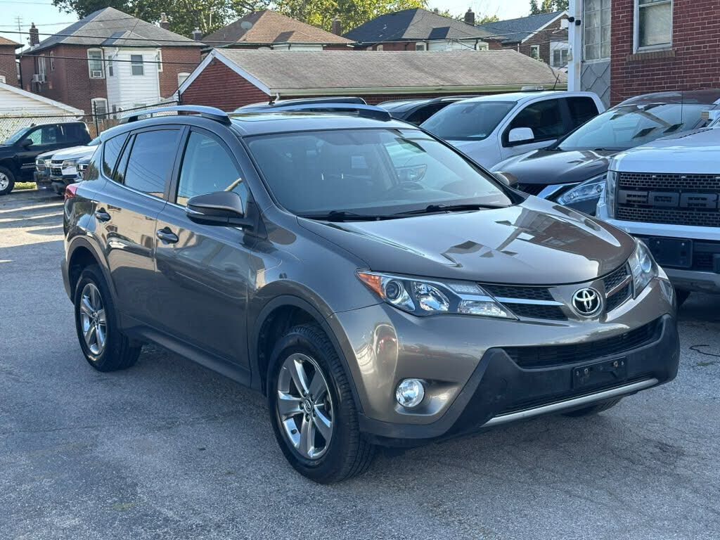 2015 TOYOTA RAV4