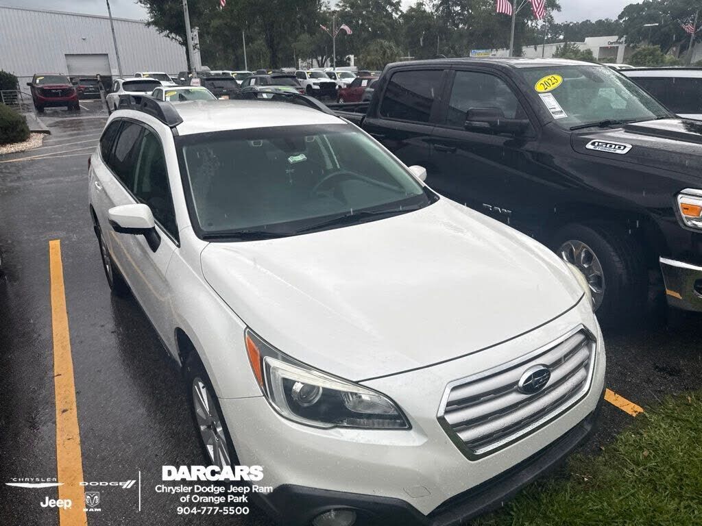 2017 SUBARU Outback