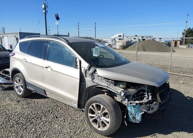 2018 FORD Escape