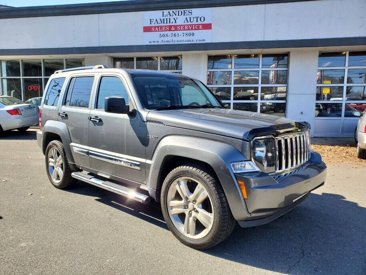 2012 JEEP Liberty