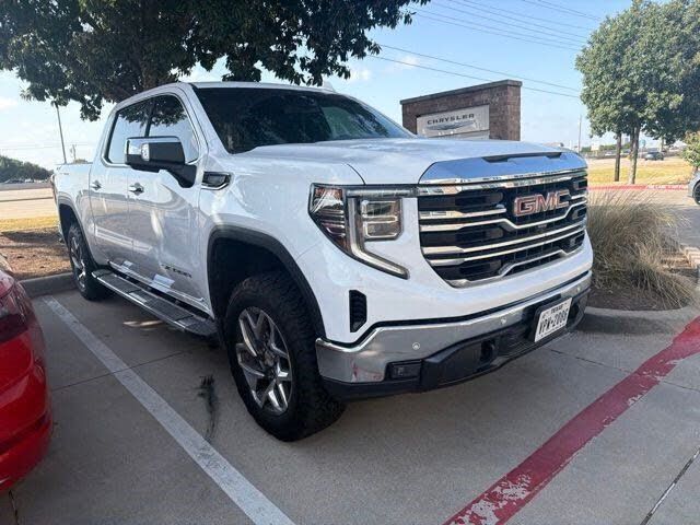 2024 GMC Sierra